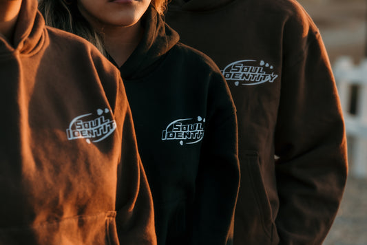 La Familia Hoodies